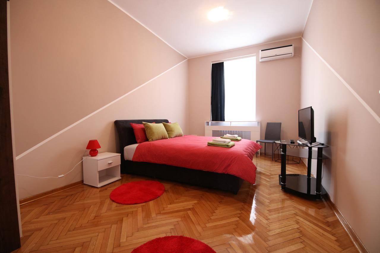 Hostel Fine Beograd Eksteriør billede
