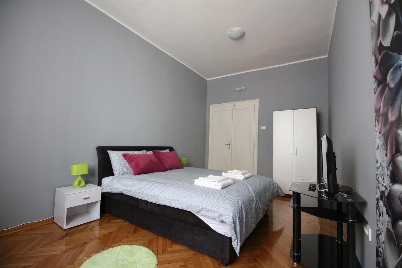 Hostel Fine Beograd Eksteriør billede
