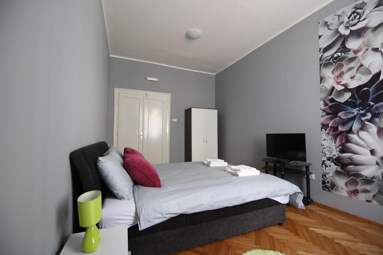 Hostel Fine Beograd Eksteriør billede