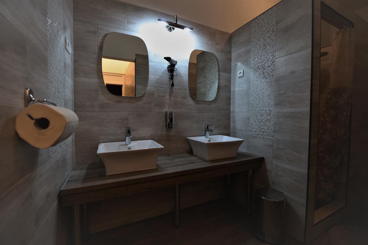 Hostel Fine Beograd Eksteriør billede