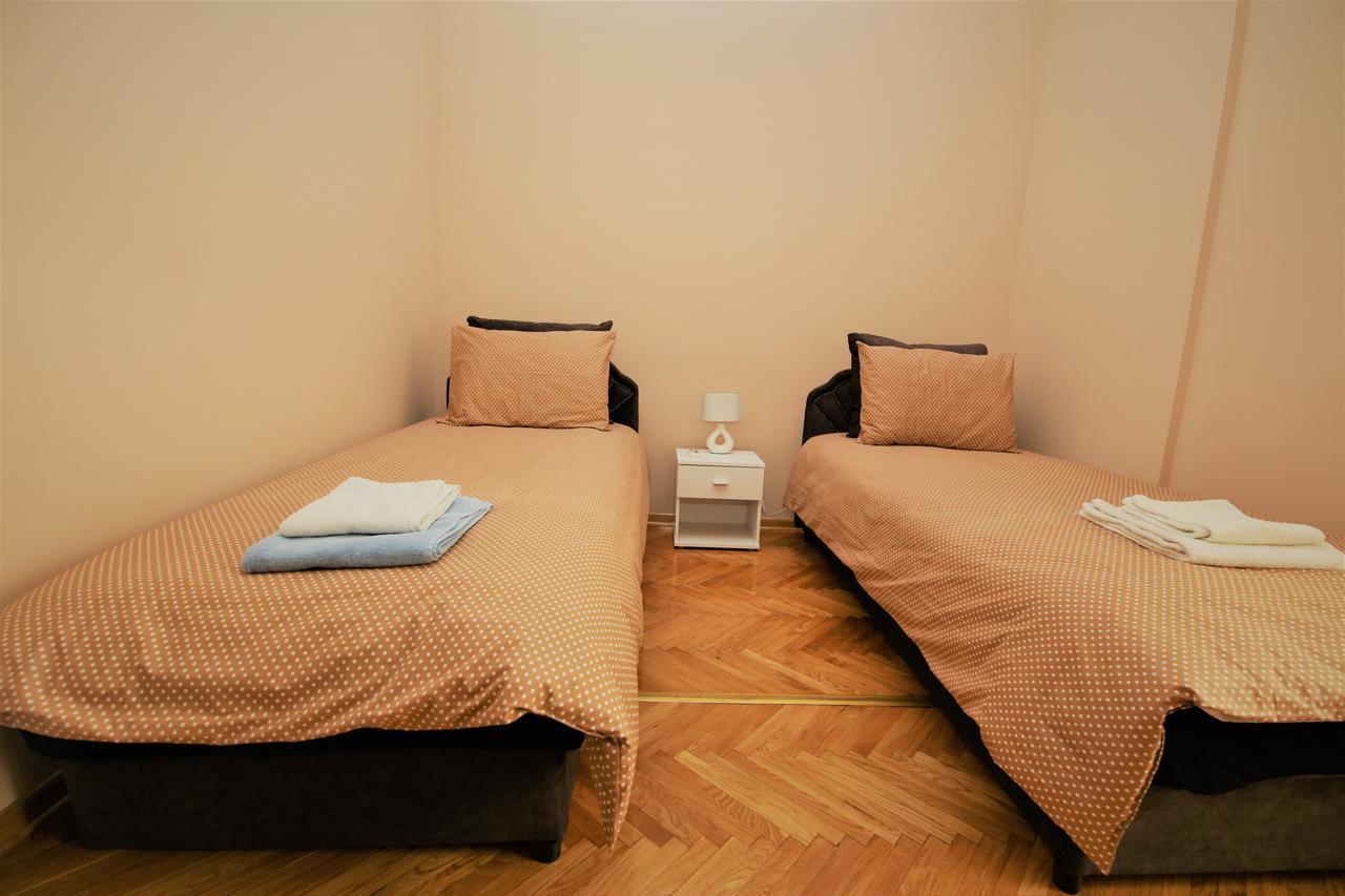 Hostel Fine Beograd Eksteriør billede