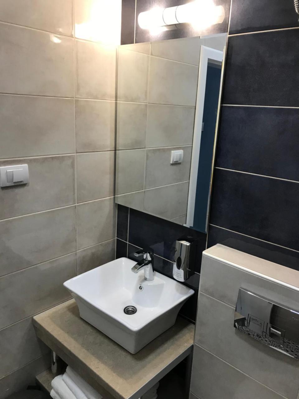 Hostel Fine Beograd Eksteriør billede